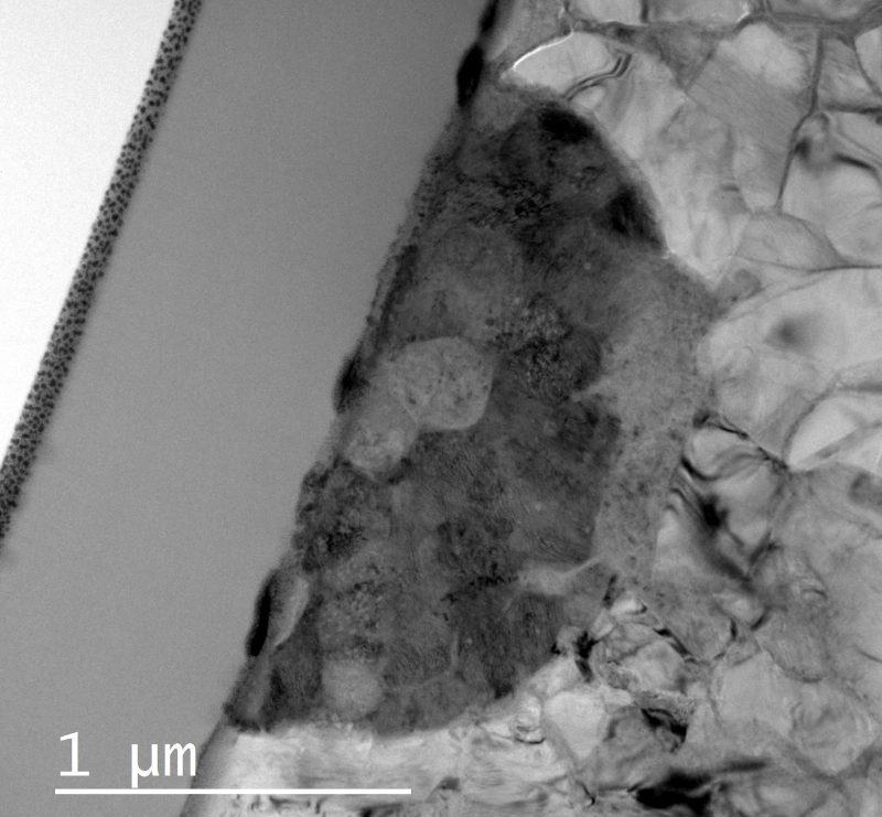 隕石の衝撃溶融脈中の金属鉄ー硫化鉄グロビュール(TEM)